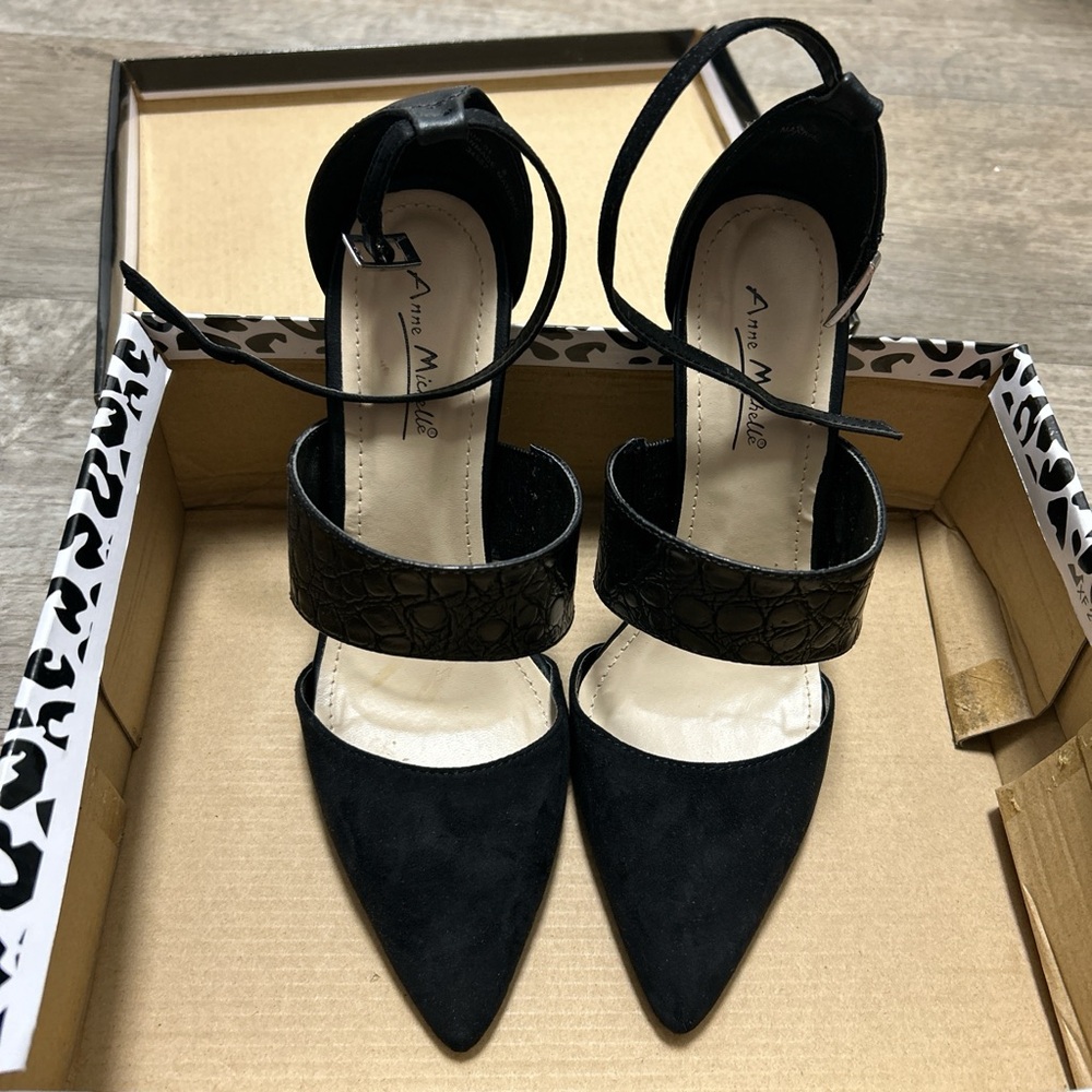 Anne Michelle Black Pointed Toe Ankle Strap Heels with Wide Textured Mid Strap